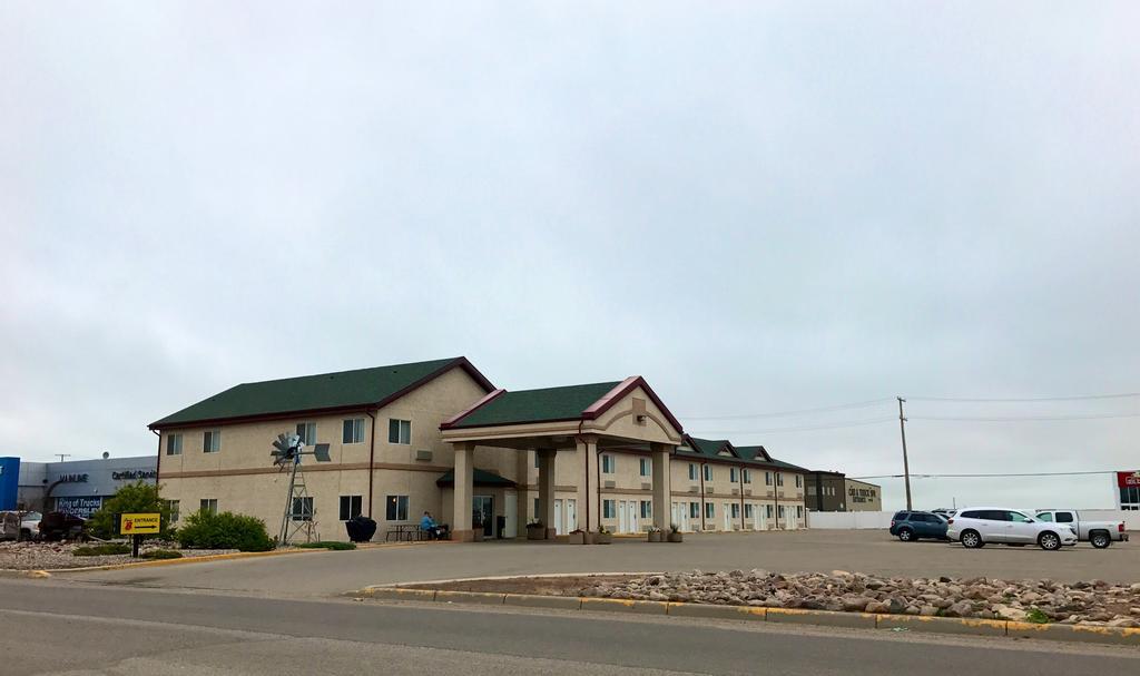ホテル スーパー 8 バイ ウィンダム キンダースリー Kindersley エクステリア 写真